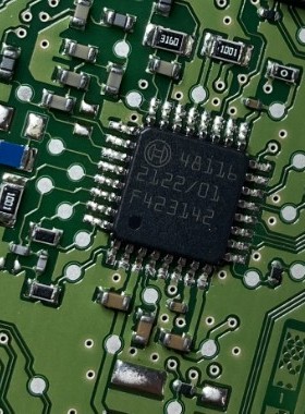 48116 汽车电脑板芯片 全新