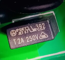 T2A250V 2A 250V 新能源威马充电桩方形保险丝2脚 全新