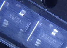 XWS XWs 汽车电脑板贴片三极管 3脚 BCR505 E6327 全新进口