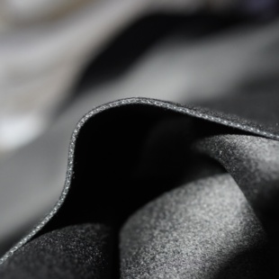 100%羊毛 挺括有型光泽 890g 196号黑色双面羊绒布料