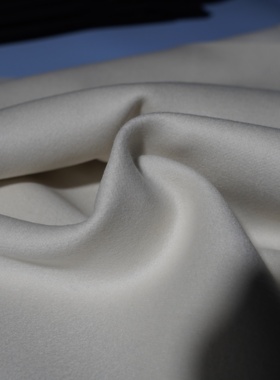 122康家白色提花感双面羊绒布料 720g/3m 30%羊绒60%羊毛10%锦纶