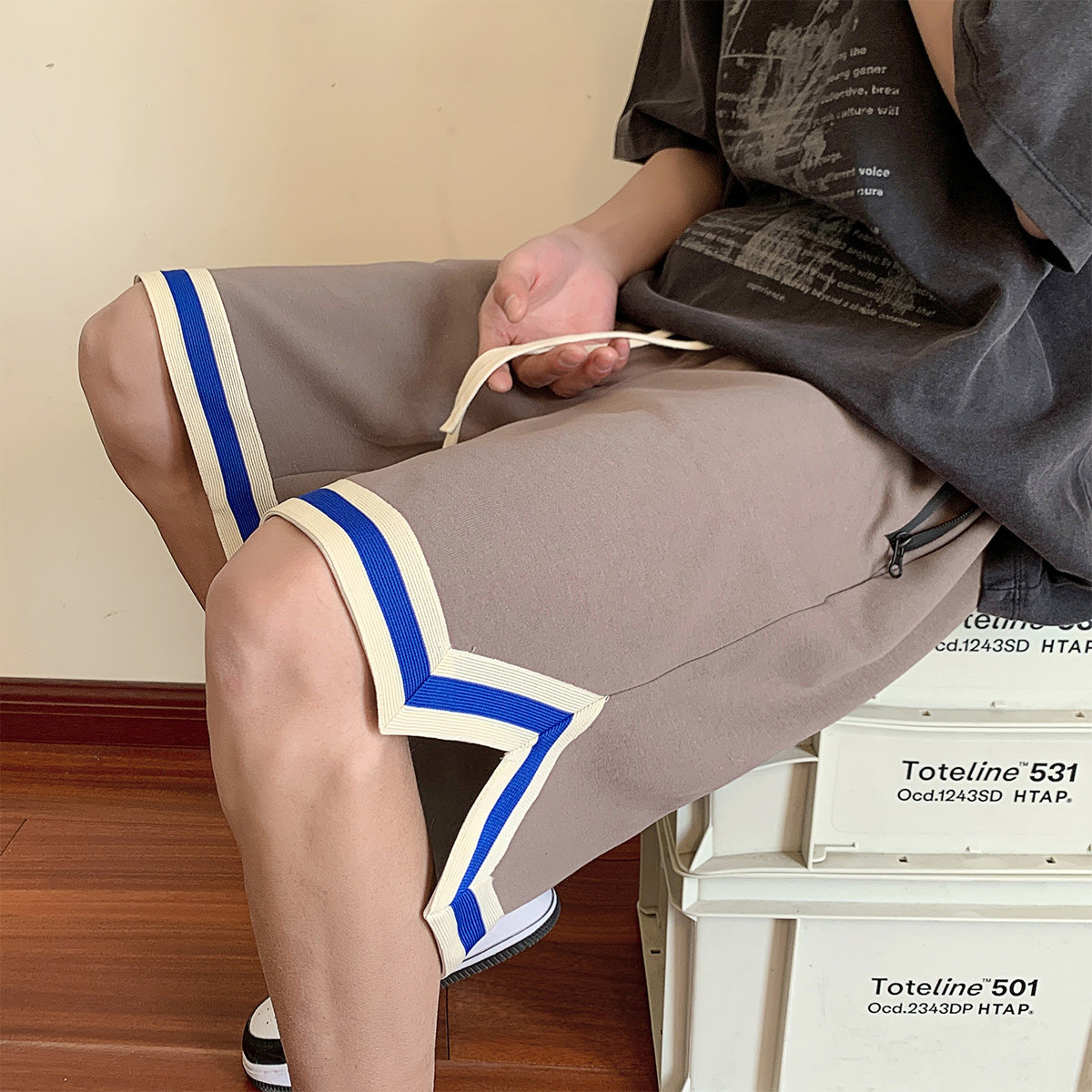 抖音品质A107-K23810-特P34华棉成分：60%棉40%聚酯纤维短裤,男装牛仔裤,电商A107