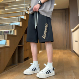 抖音品质A107-DK9070-特P30菠萝格:93.1%聚酯纤维6.9%氨纶短裤，男装牛仔裤，电商A107