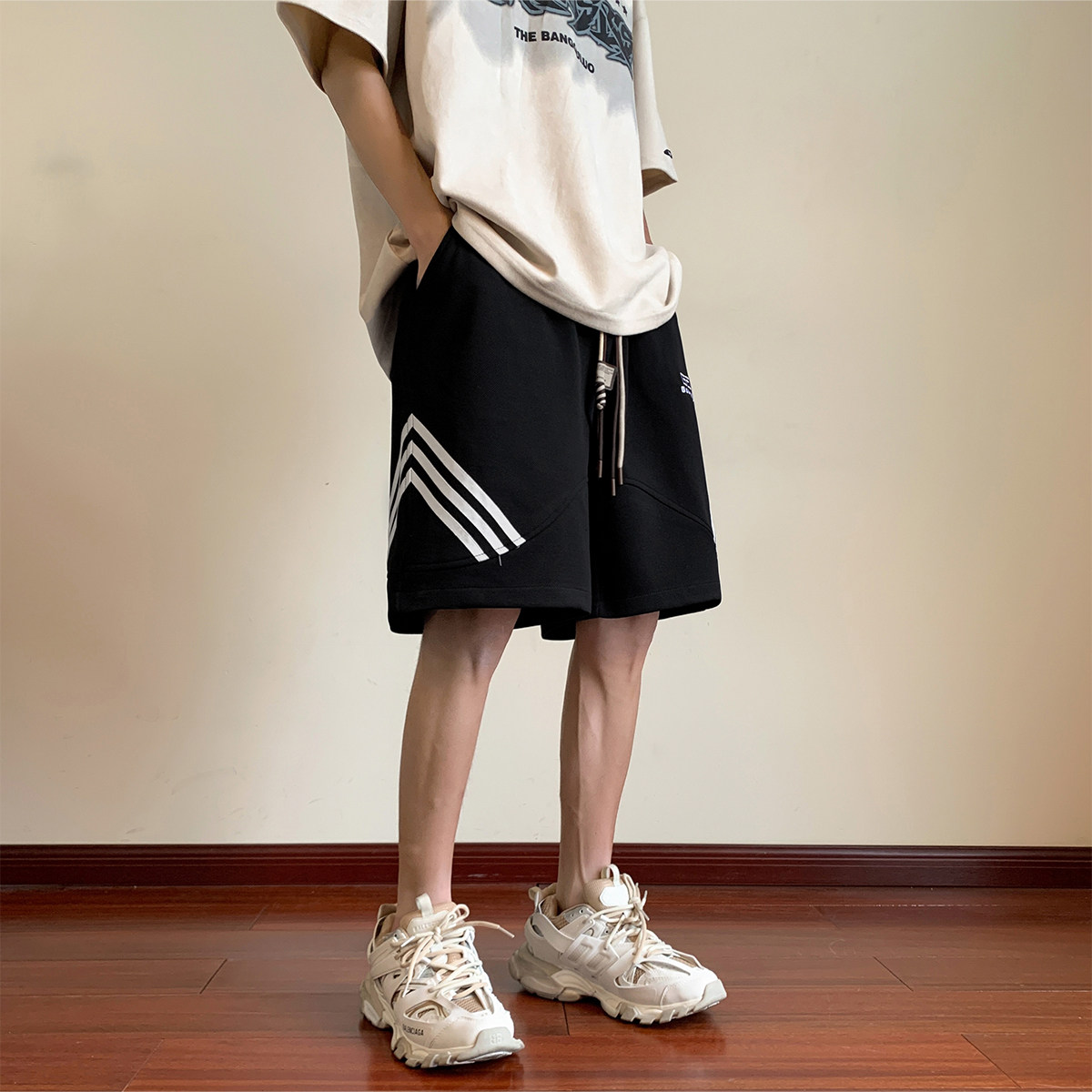 抖音品质A107-K23832-特P33菠萝格:93%聚酯纤维7%氨纶短裤,男装牛仔裤,电商A107
