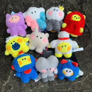 TRUZ T钥匙扣毛绒公仔玩偶可爱女站立娃娃挂件treasure