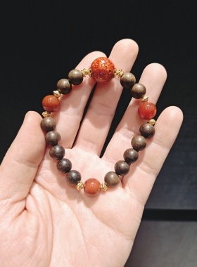 8m奇楠沉香配10m南红玛瑙配14m大漆顶珠手串手链