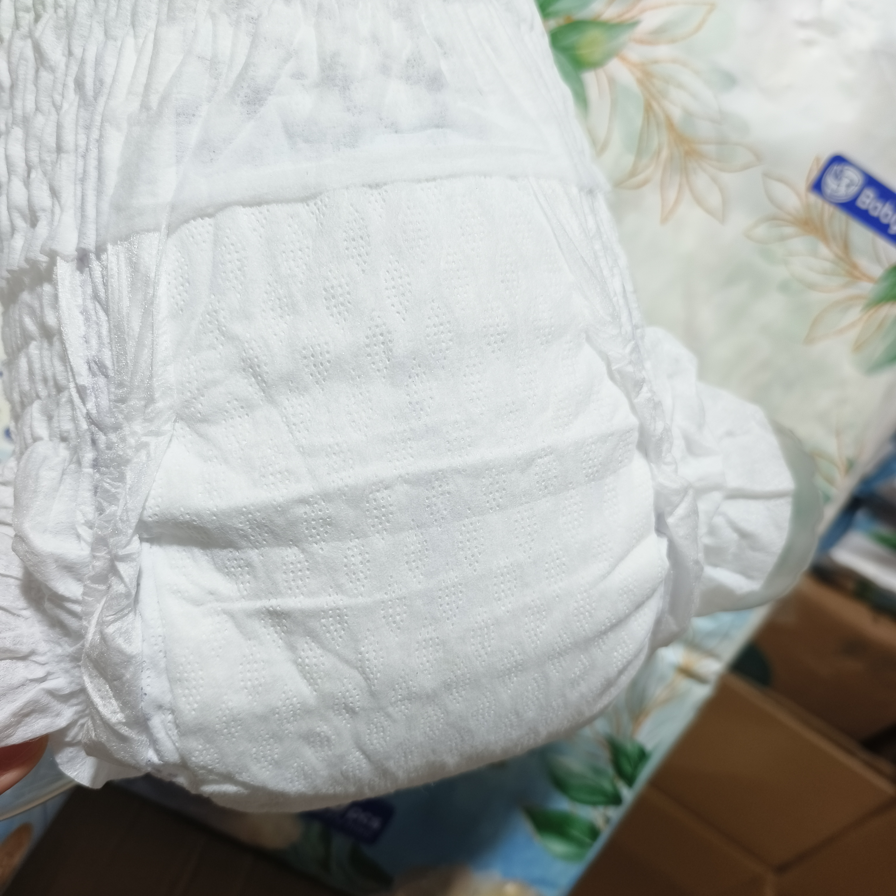 密语山茶大吸量超干爽纸尿裤泡泡腰全包臀一体裤