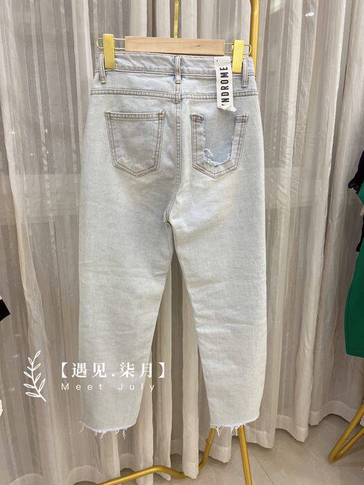 【遇见柒月】韩国代购 夏款破洞小直筒牛仔裤女士显瘦