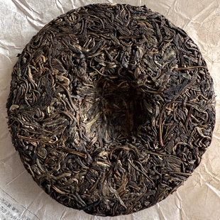 2018年春茶易武丁家寨云南普洱生茶七子饼200克七子饼自己喝便携