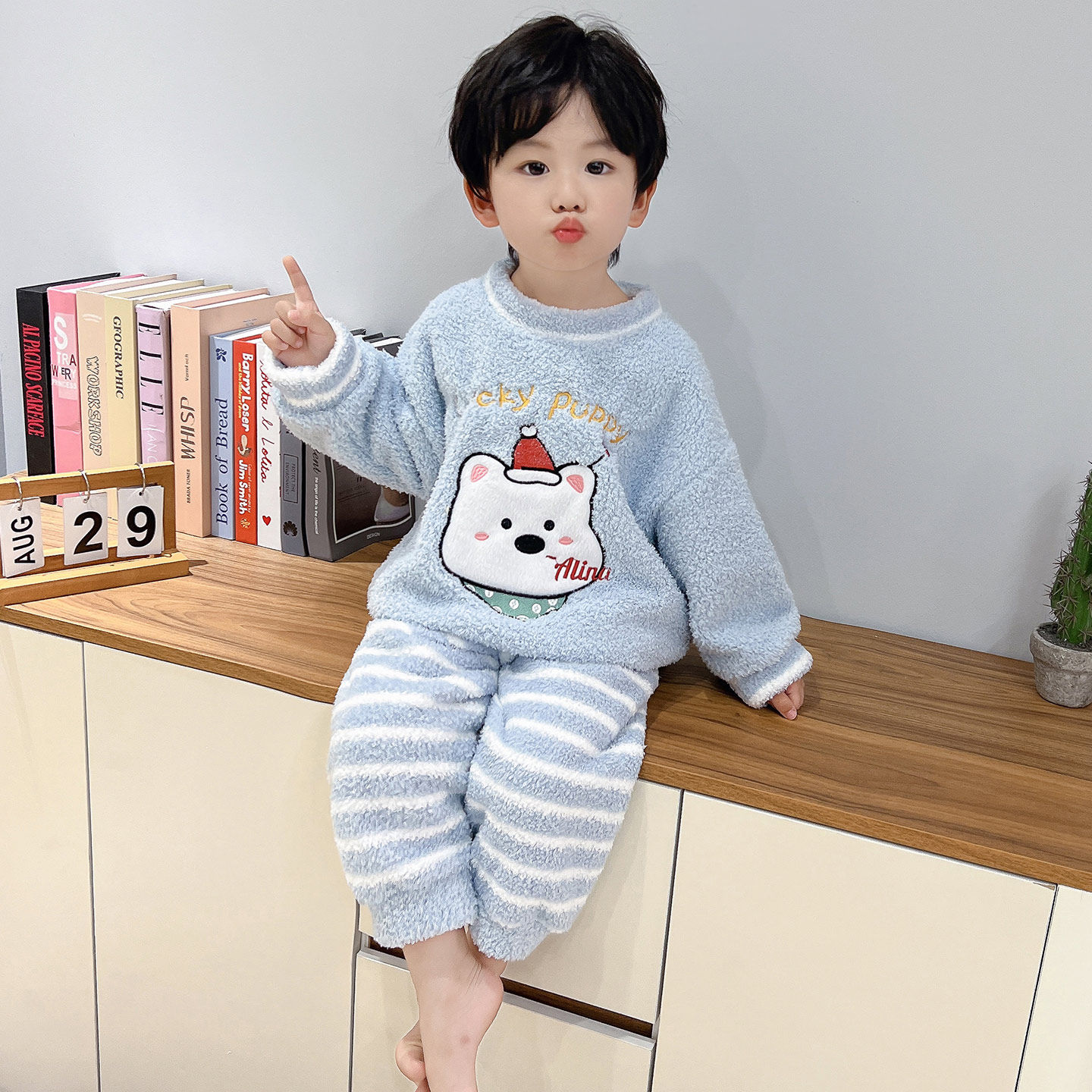 男童睡衣套装秋冬季2025新款保暖