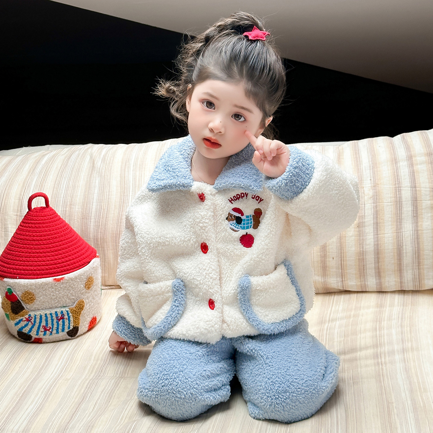 女童睡衣珊瑚绒秋冬款套装