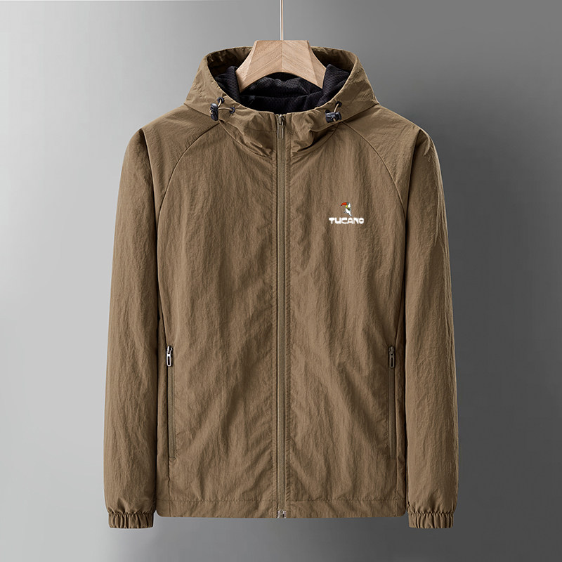 啄木鸟秋冬季夹克男士连帽薄款防风防水加绒冲锋衣外套工装上衣男