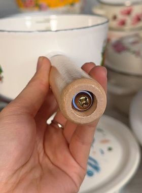 15cm1升单柄搪瓷奶锅辅食锅煮面小锅草莓花色无盖带倒流口