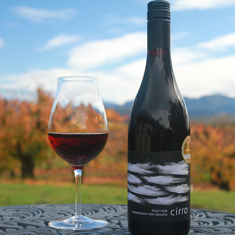 新西兰葡萄酒 黑皮诺干红 果味细腻浓郁 Pinot Noir 新世界 卷云