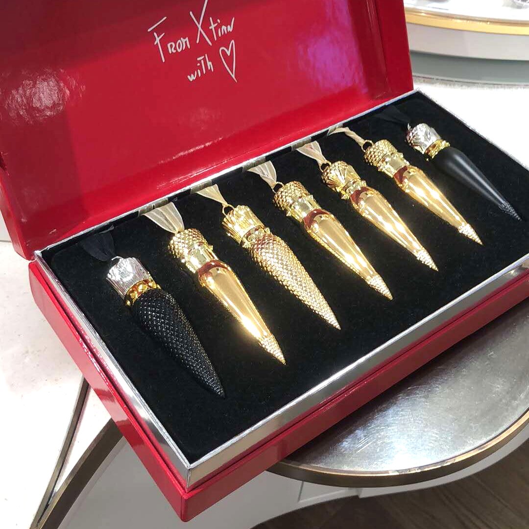 现货cl萝卜丁口红001m/720/505m/600m/510/215m/405m/605s/225s