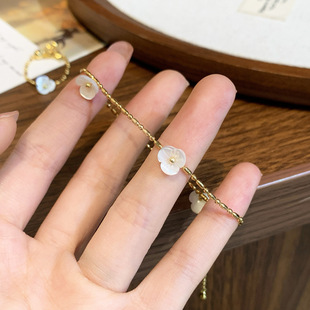 百搭高级感小众手饰女 日韩小清新甜美气质高级感贝壳花朵手链时尚