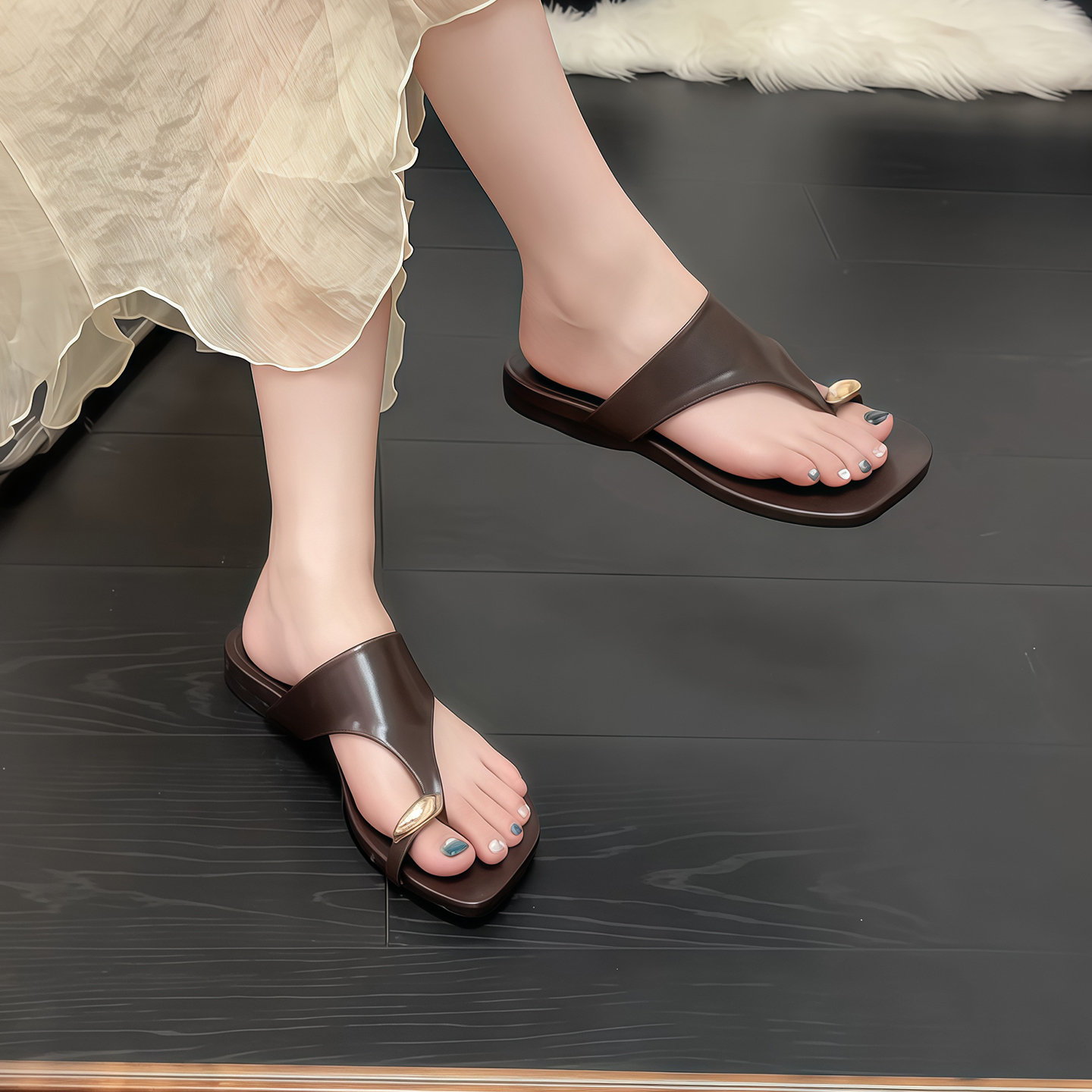超软羊皮~法式方头套趾人字拖鞋女2025夏季新款海边外穿平底凉鞋