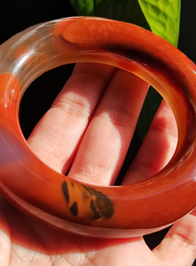 玛瑙印象 纯天然老矿花料玛瑙手镯胖圆条 珍藏级艳红实肉 高档55