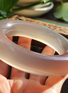 玛瑙印象 清冷美人 老料玛瑙手镯 高级感银灰 水色双全大胖圆条57