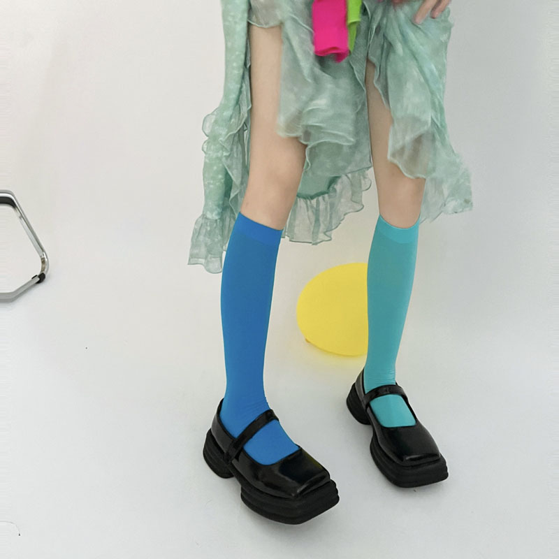 吸湿排汗女天鹅绒彩色中筒袜