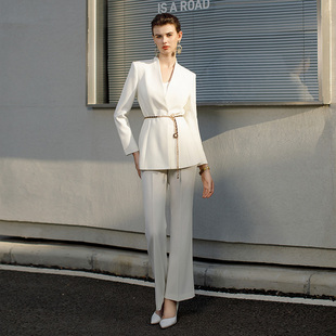 AD白色主持人上镜正装女职业气质女神范高端西装套装时尚无领外套