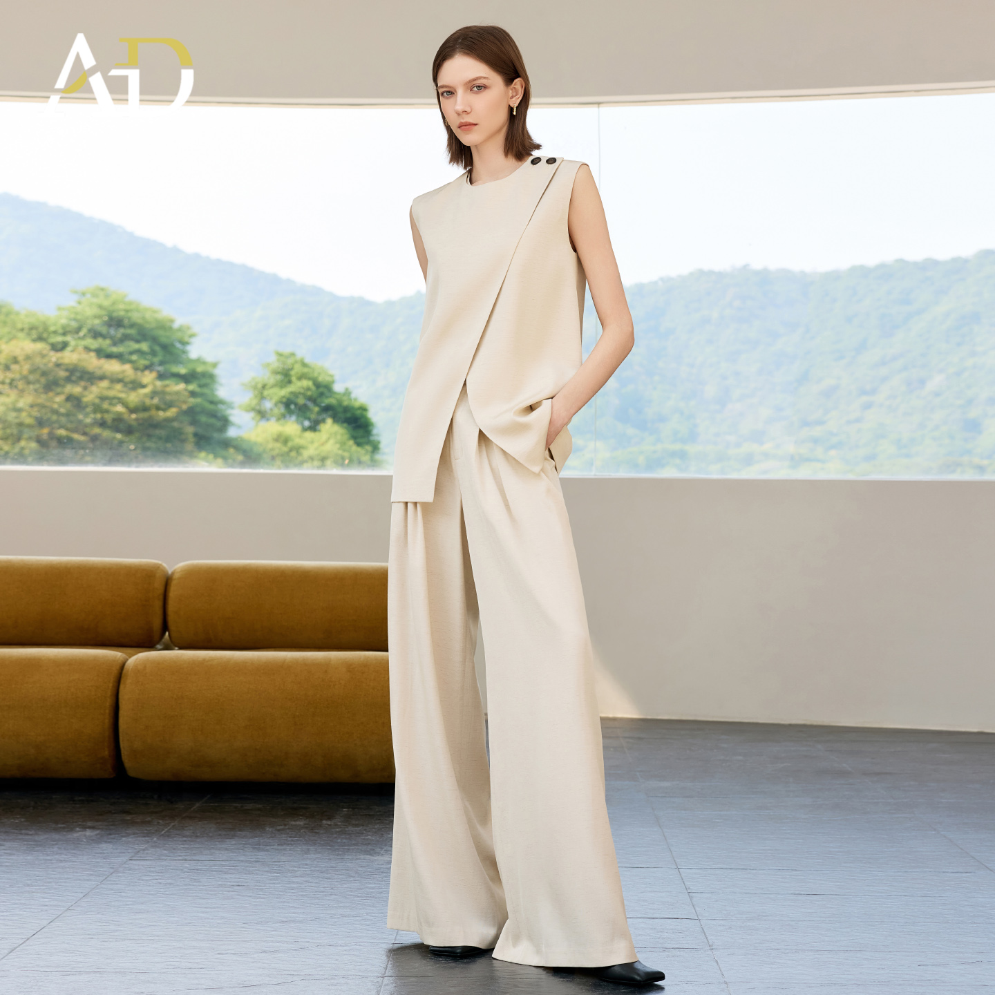 AD高级感无袖亚麻上衣套装女2025新款夏季宽松阔腿裤通勤两件套
