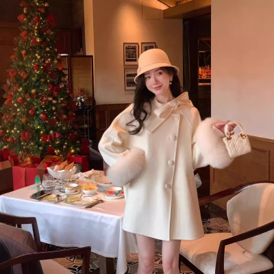 富家千金白色毛呢子大衣女 秋冬新款小个子2024双面羊绒斗篷外套