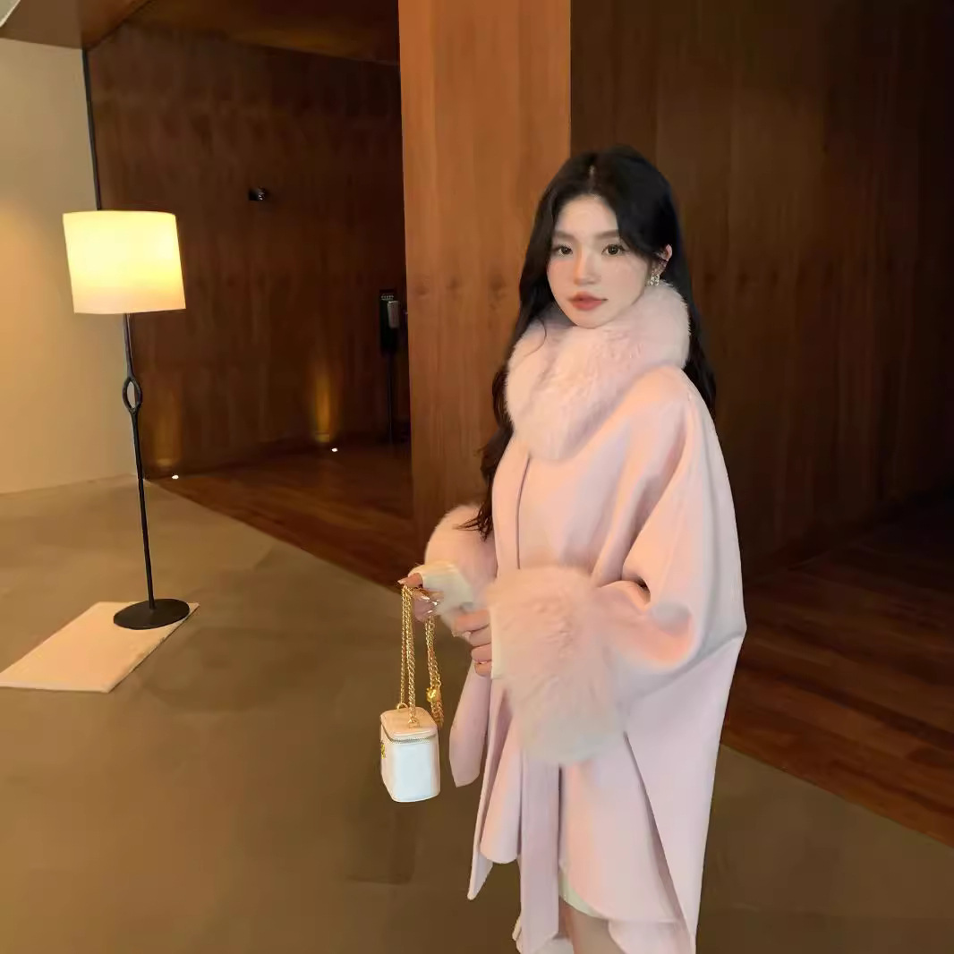 气质斗篷毛呢秋冬外套女狐狸毛领2024双面羊绒新款小个子呢子大衣