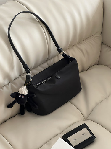 迷致腋下包尼龙布轻便百搭