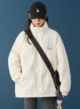 不规则字母压印宽松大版羽绒服2023年冬季新款休闲短款鸭绒外套女