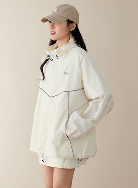 轻薄透气防晒服UPF50+夏季连帽薄款外套女设计感户外时尚防晒衣潮