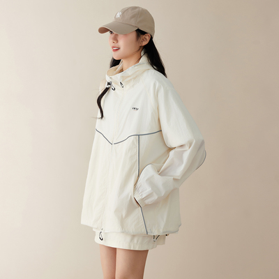 轻薄透气防晒服UPF50+夏季连帽薄款外套女设计感户外时尚防晒衣潮