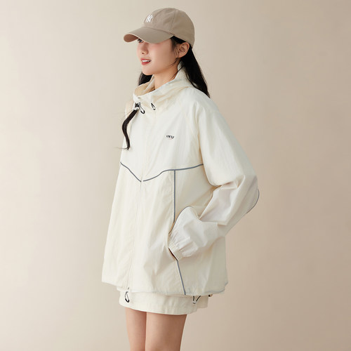轻薄透气防晒服UPF50+夏季连帽薄款外套女设计感户外时尚防晒衣潮