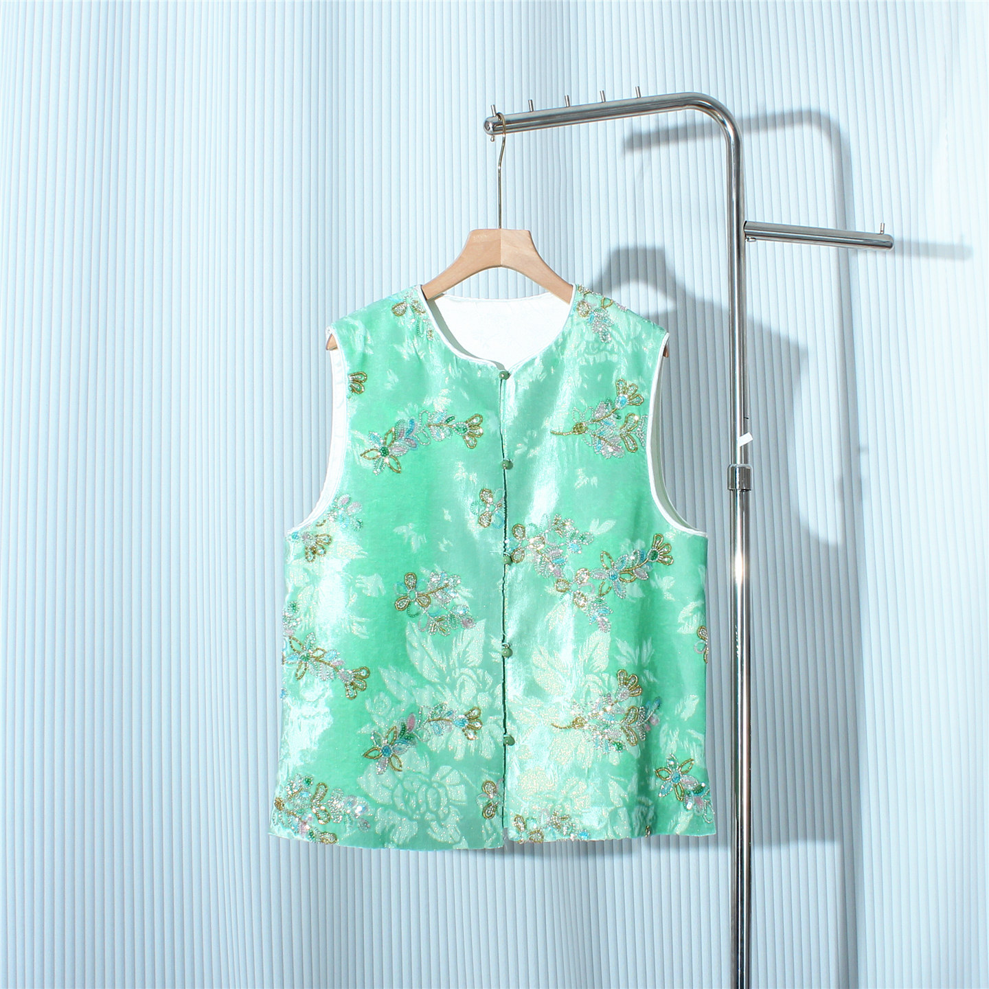 新中式重工亮片刺绣加厚马甲女2026国风高级感绿色减龄丝绒马夹女