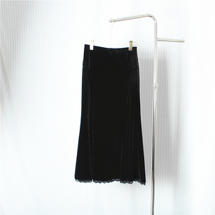 欧洲站2025秋冬松紧腰下摆蕾丝花蕾丝侧开叉丝绒半身裙女百搭长裙