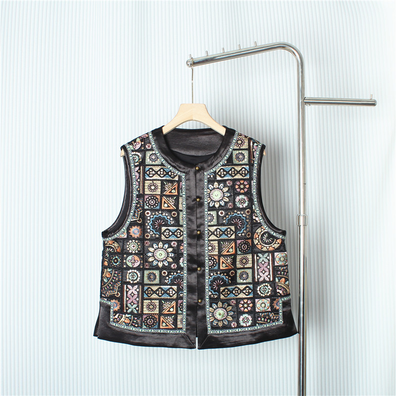 欧货高端新中式国风重工刺绣马甲秋季新款设计感别致钩花马夹上衣