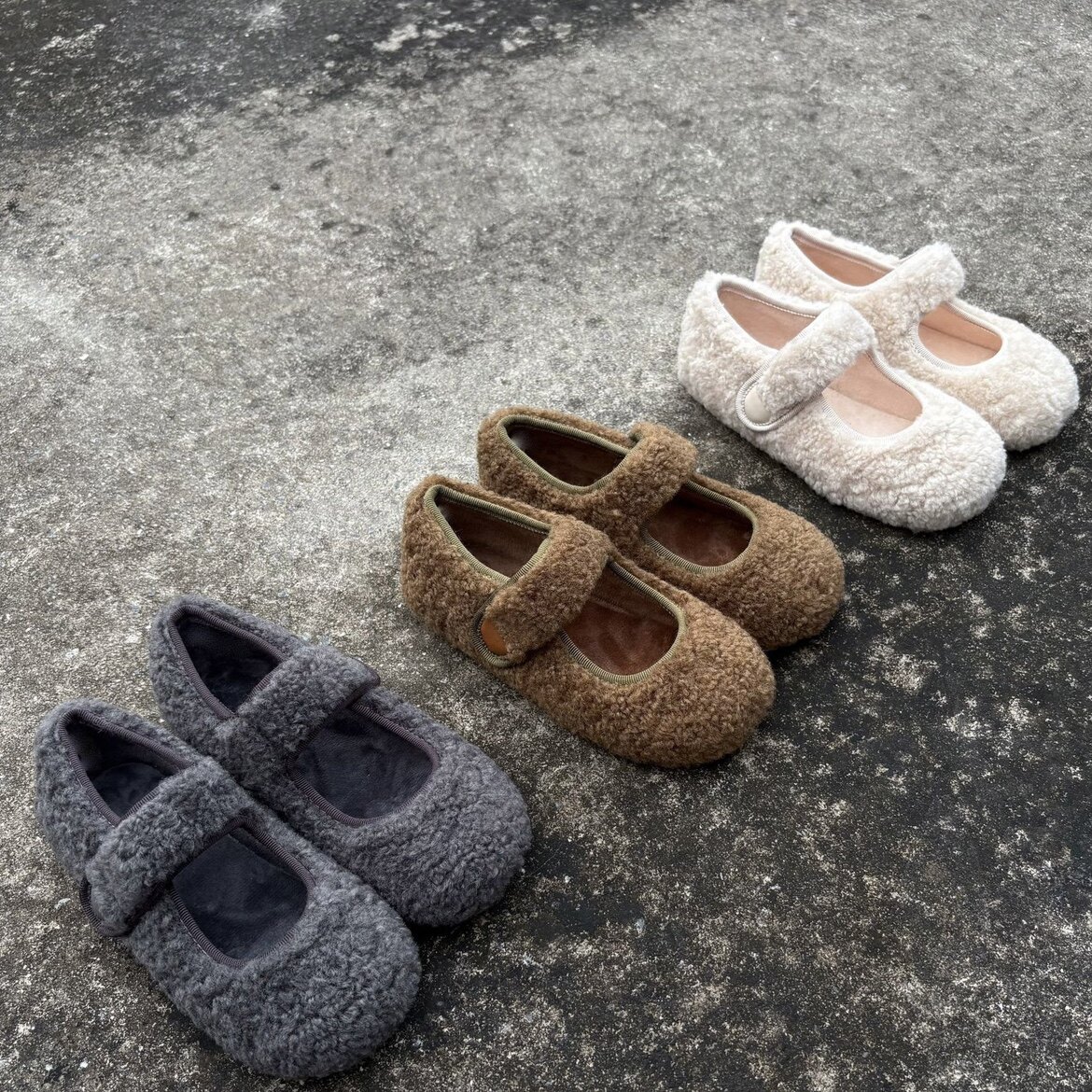 2025秋冬新款韩版时尚百搭毛毛豆豆鞋棉鞋平底毛毛鞋亲子女冬网红