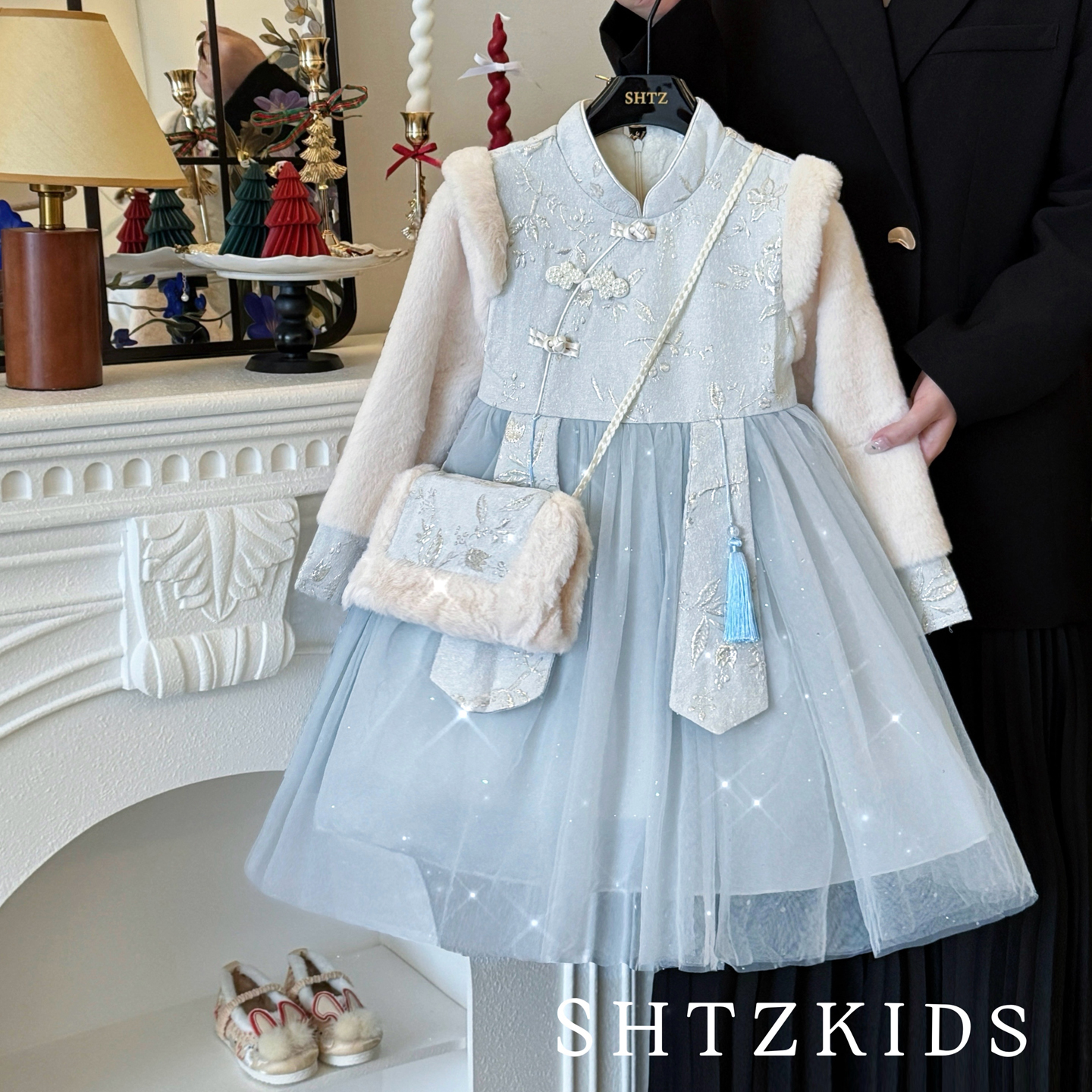 女童秋冬季加绒雪花公主连衣裙