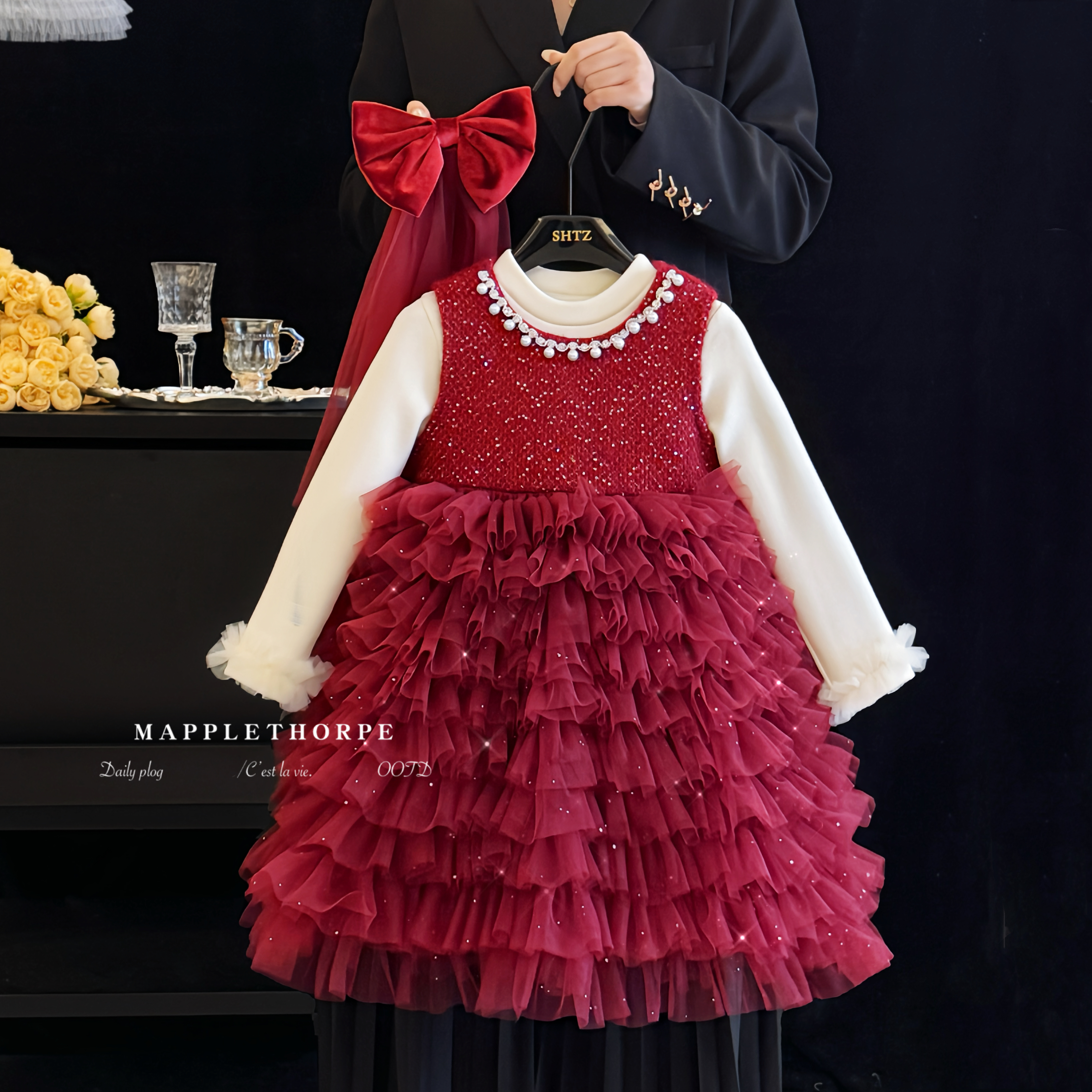 女童冬季红色洋气网纱连衣裙套装