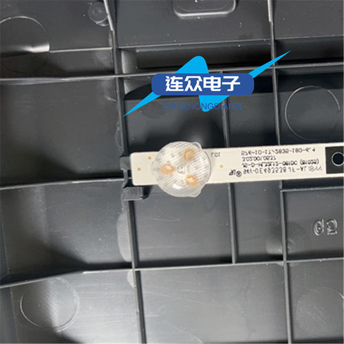 适用32寸灯条液晶电视JS-D-HL32L12-061DC K3-3.02.001.0469 3X6