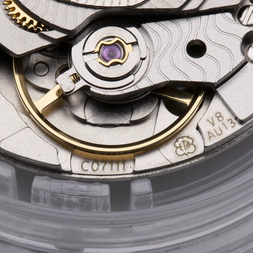 Onemic Original New от имени швейцарского ETA C07.111 Движение C07111 Движение V8 Сертификация