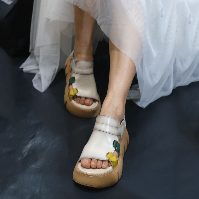 头层牛皮舒适休闲复古厚底凉鞋