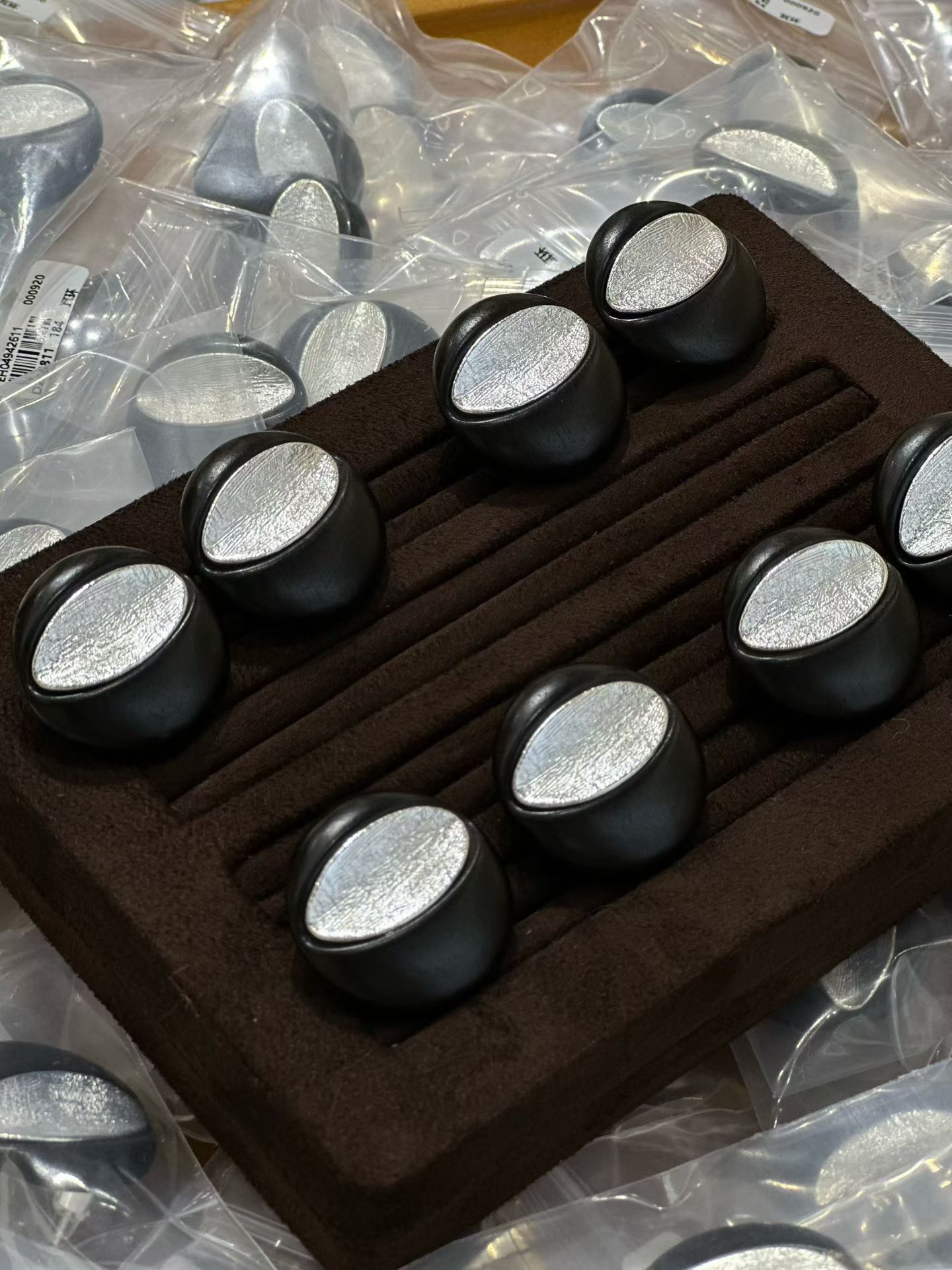 法式复古个性简约黑木嵌锤纹耳钉耳环