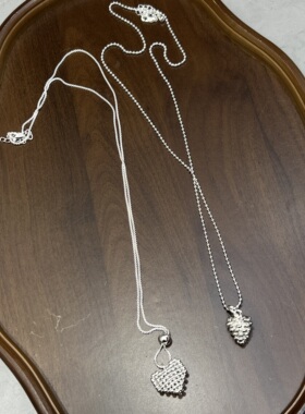 冷淡风简约百搭银色爱心松果吊坠项链个性时髦气质精致长款锁骨链