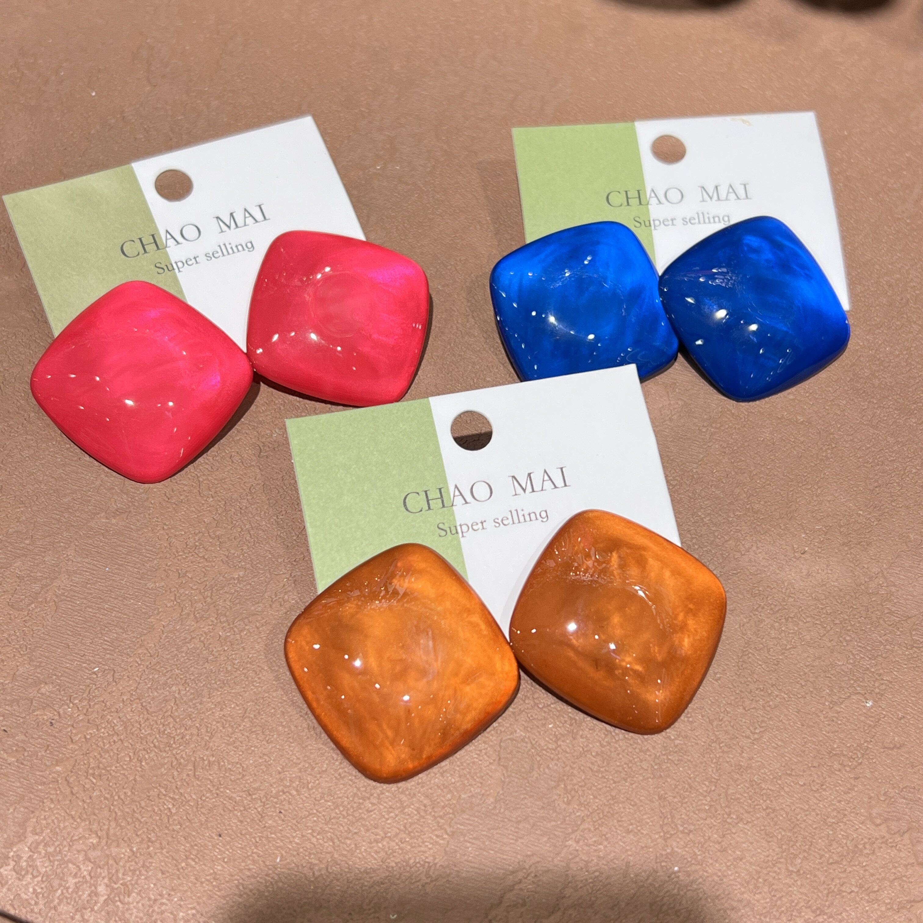 复古轻奢高级感彩色树脂几何方形耳环个性夸张小众气质百搭耳钉潮