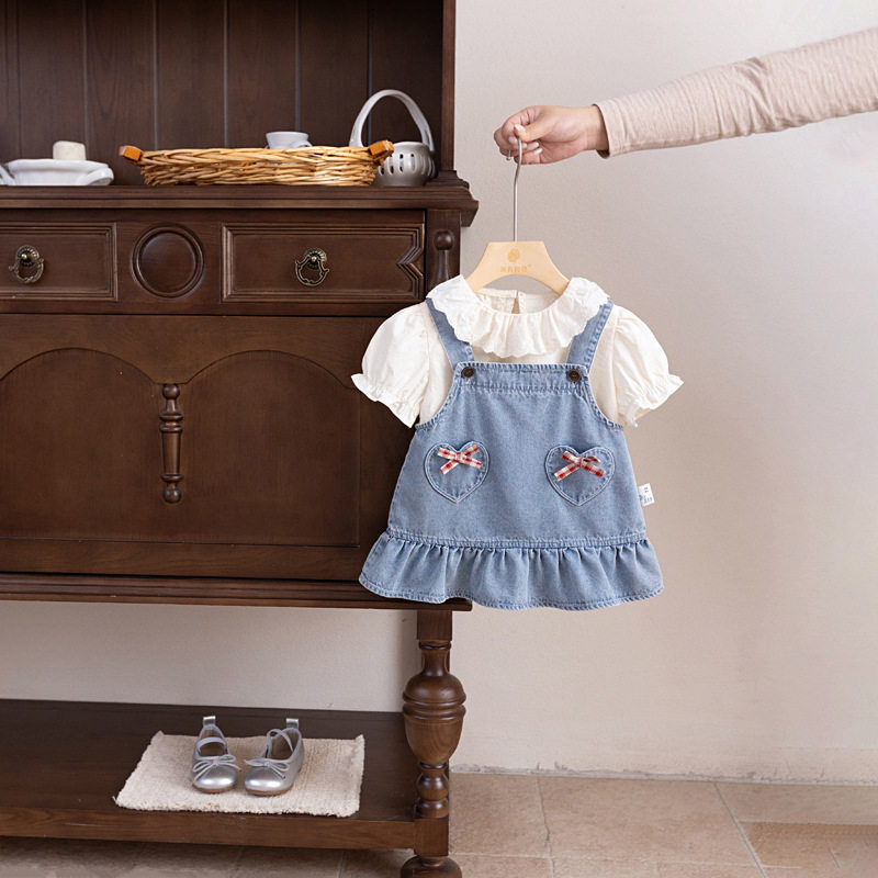 婴儿衣服夏季女宝宝背带裙套装新款一岁婴幼儿夏装薄款洋气两件套