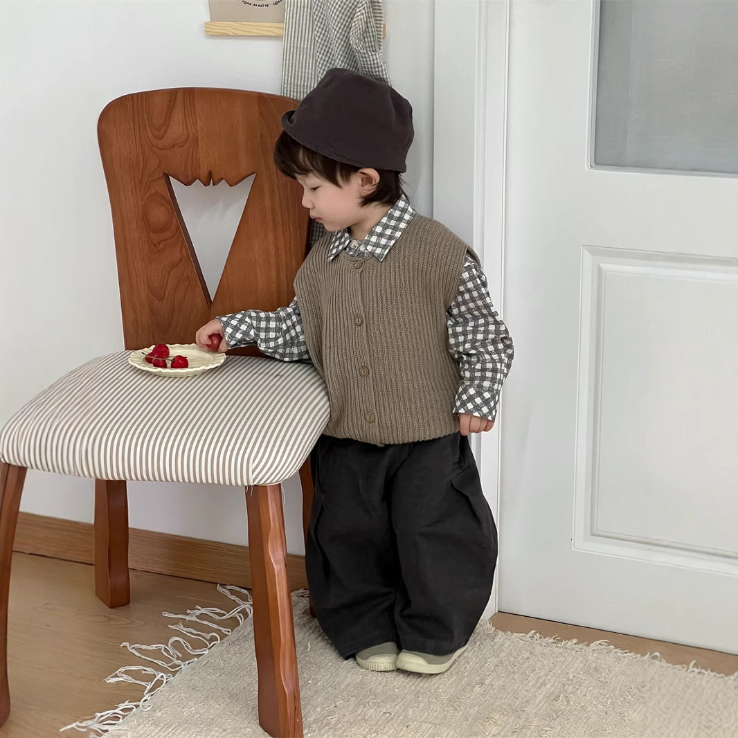 男宝宝春季格子衬衫休闲裤套装2026新款韩版童装男童毛衣马甲春装