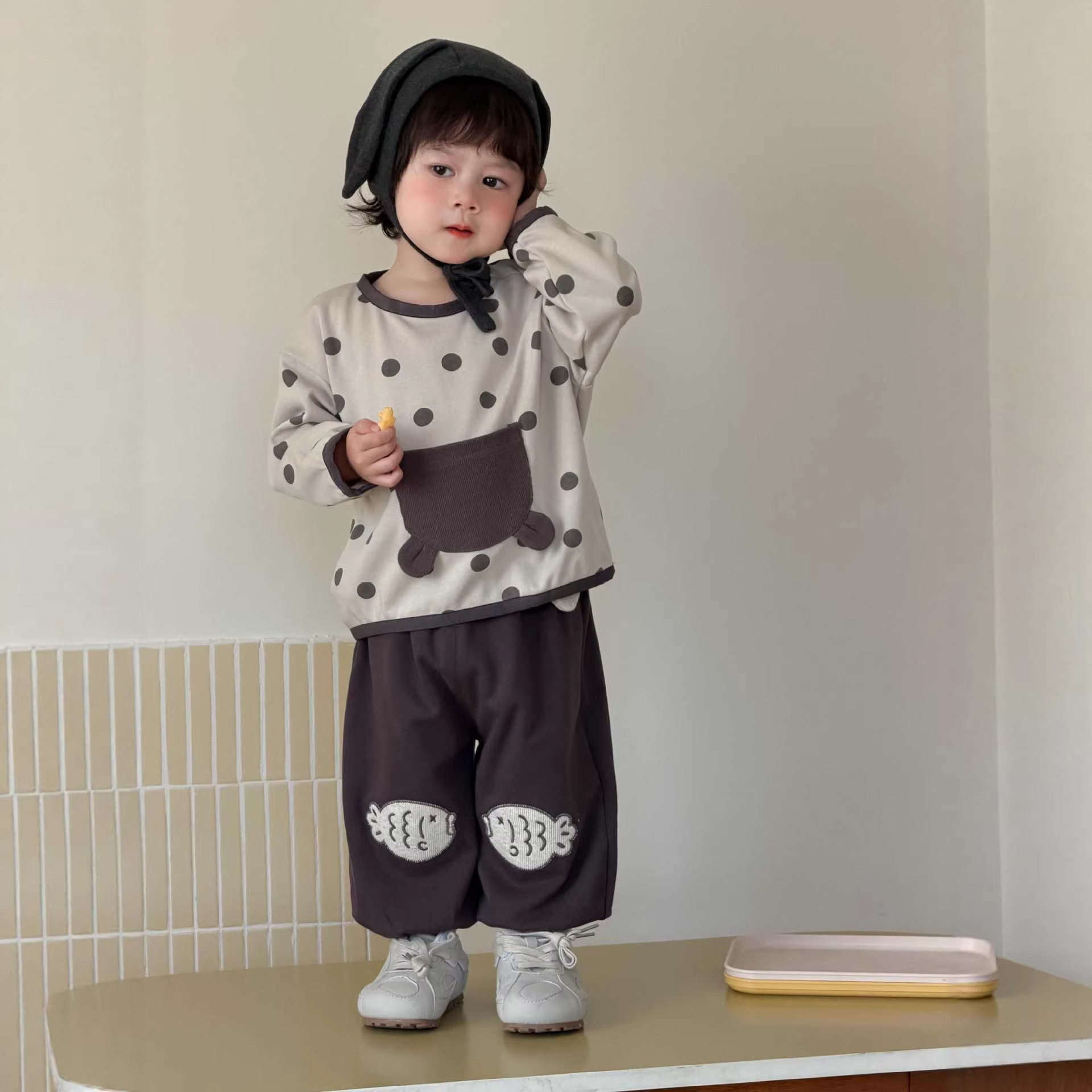 宝宝衣服春季2026新款韩版童装春款儿童春装男童波点卫衣卫裤套装