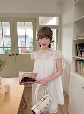白色连衣裙女2026新款夏法式植绒波点蕾丝立领拼接裙子甜美少女风