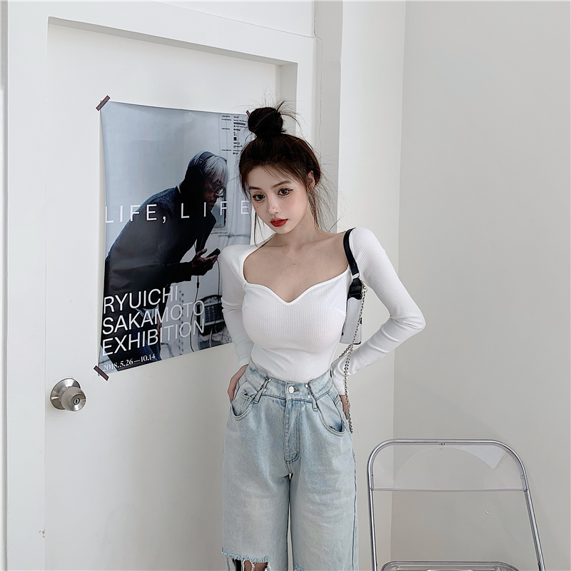 Real price, real shot, retro square collar, fashion, slim body, chest, watch out, pure color, versatile temperament, long sleeve T-shirt woman